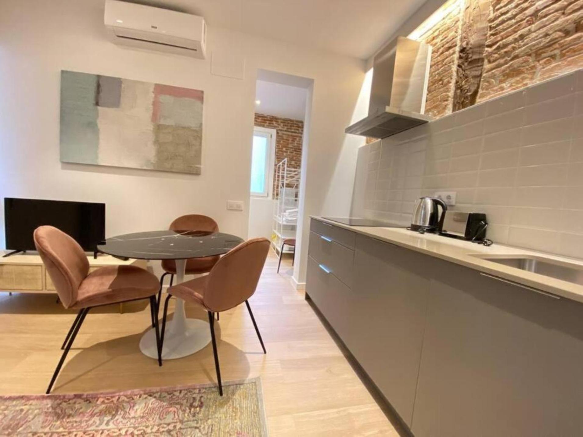 Apartamento Ah - La Latina Loft - Centro Y Comodidad En Un Solo Lugar Madri