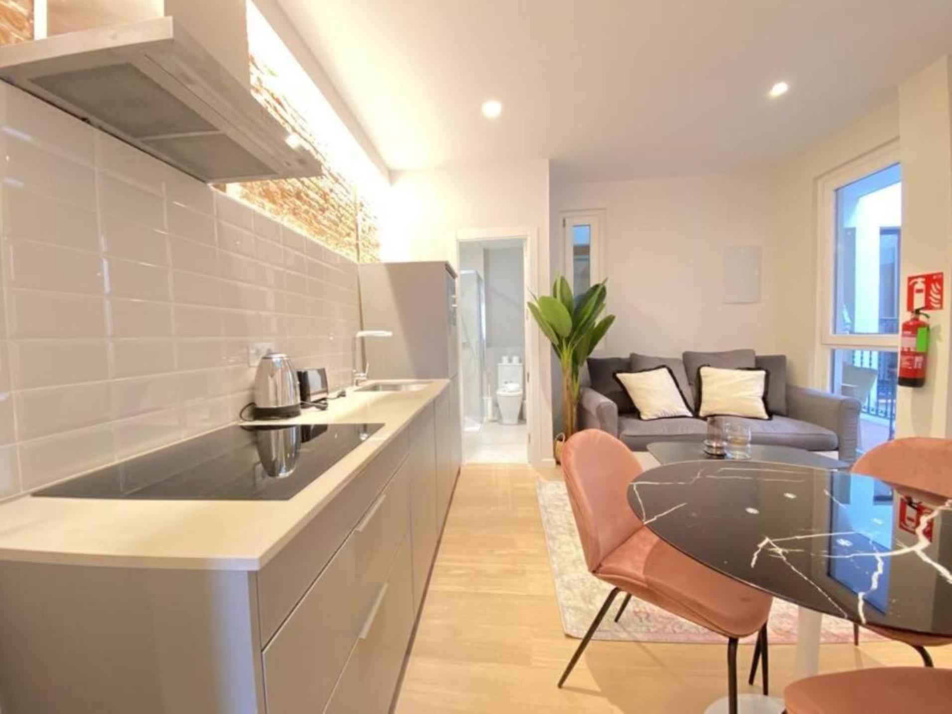 Apartamento Ah - La Latina Loft - Centro Y Comodidad En Un Solo Lugar Madri